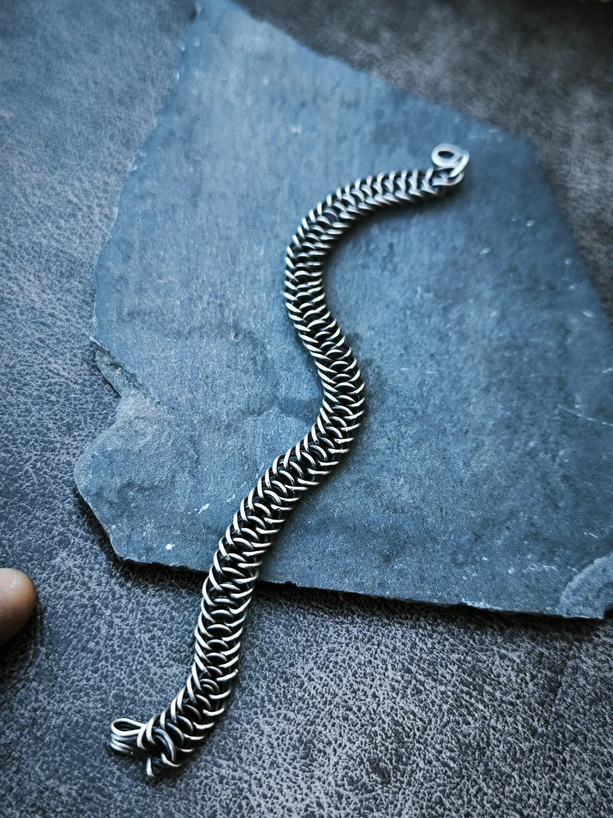 Bracelet argent massif souple à maillons soudés réversible. Chaine artisanale. Fait main en France. Unisexe. Homme. Femme. Cadeau