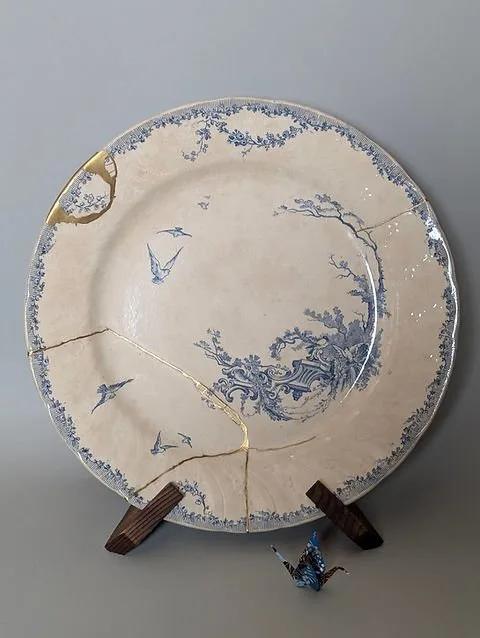Grandre Assiette décor Gien - Kintsugi Traditionnel Japonais - Yellow Brass
