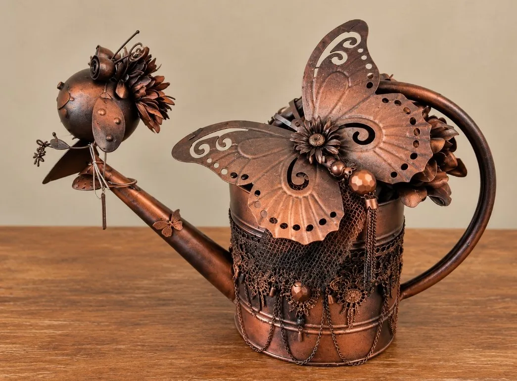 L'arrosoir enchanté — Art Flo Création, Création d'objets / Décoration à Lacs (photo 3/6)