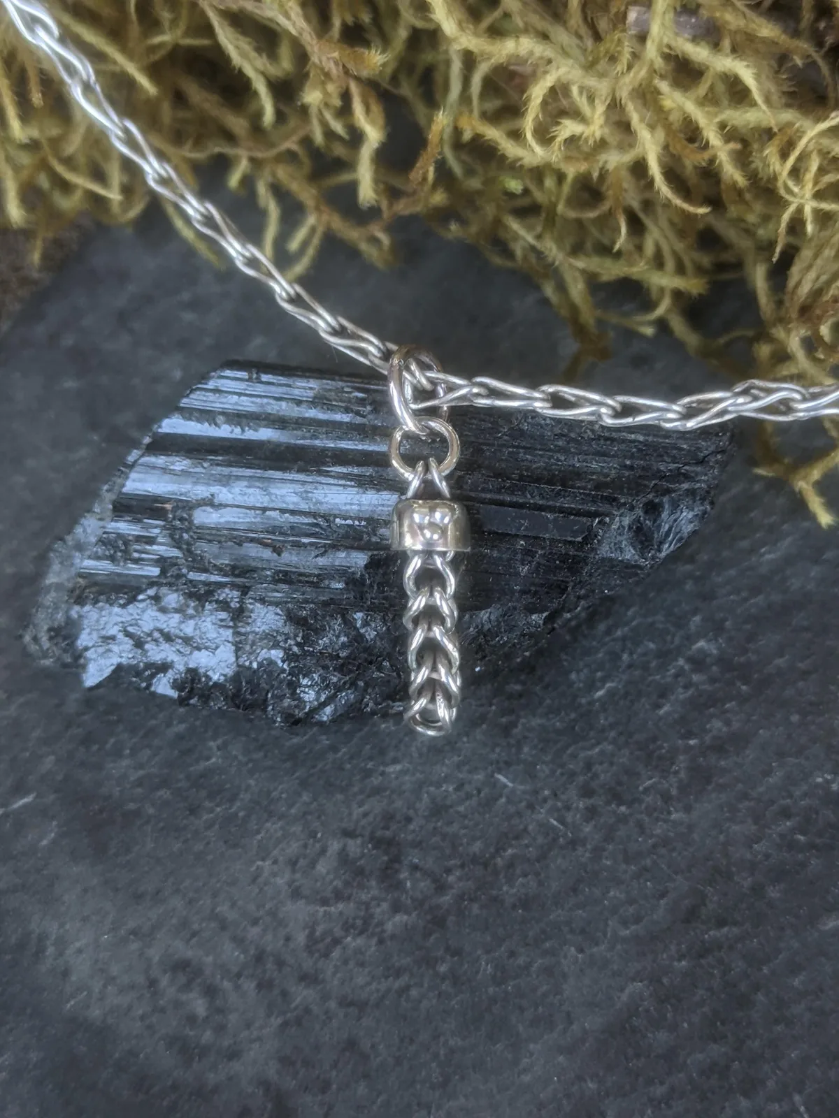 Pendentif argent massif maille foxtail. Loop in loop. Discret. Sterling. Fait main. Artisanal