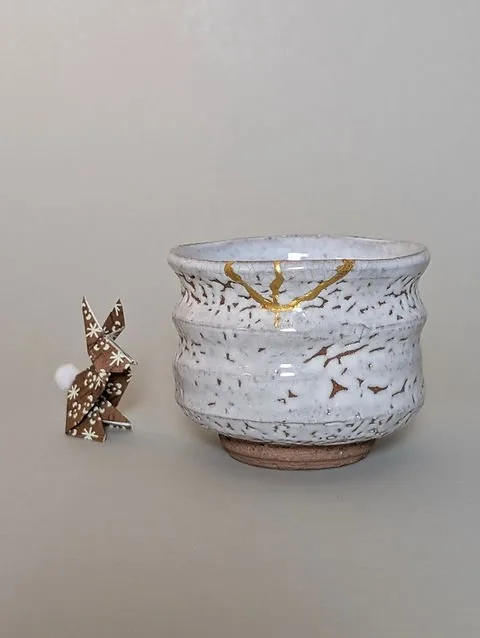 Petit Chawan blanc Hagi-Yaki - Kintsugi Traditionnel Japonais - Or 23 Carats