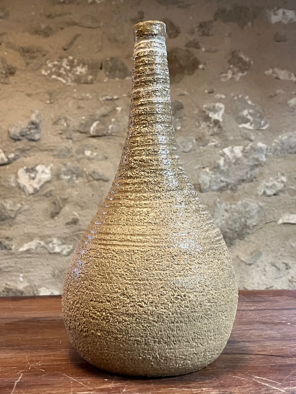 Vase – beige chamotté col long – “DROP!” n°03